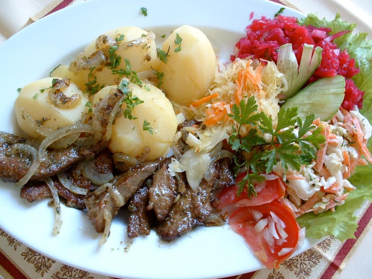 Hotel Haga Czestochowa Ngoại thất bức ảnh