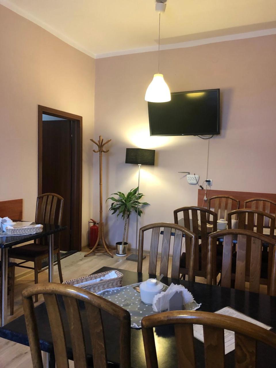 Hotel Haga Czestochowa Ngoại thất bức ảnh
